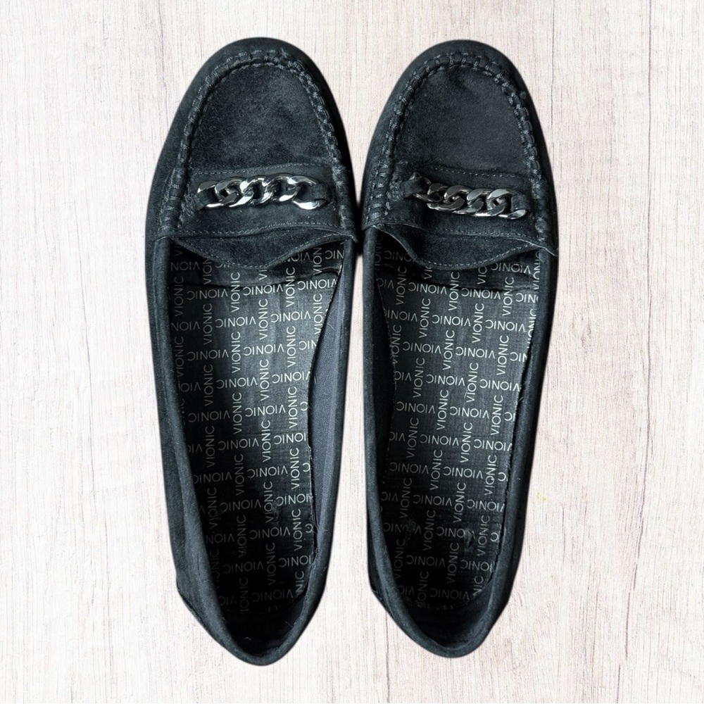 Vionic Mesa Black Suede Loafers Classic Flats Size 8 - Picture 2 of 6